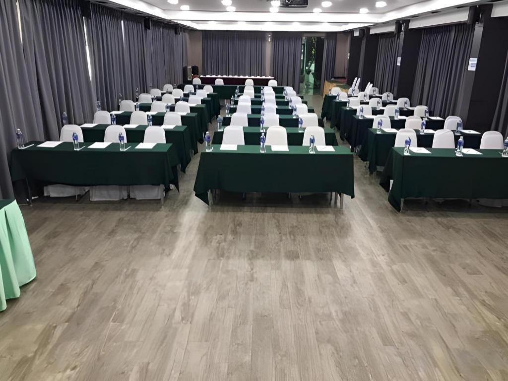 The Convenience Hotel Khon Kaen Exteriör bild